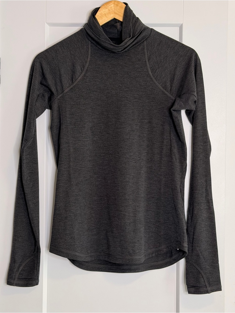 💛2 for 20-MPG Women's Charcoal Gray Long-Sleeve Turtleneck Top